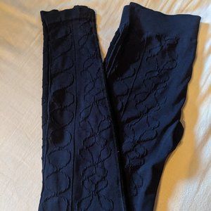 Textured Isis Leggings with Funky Pattern